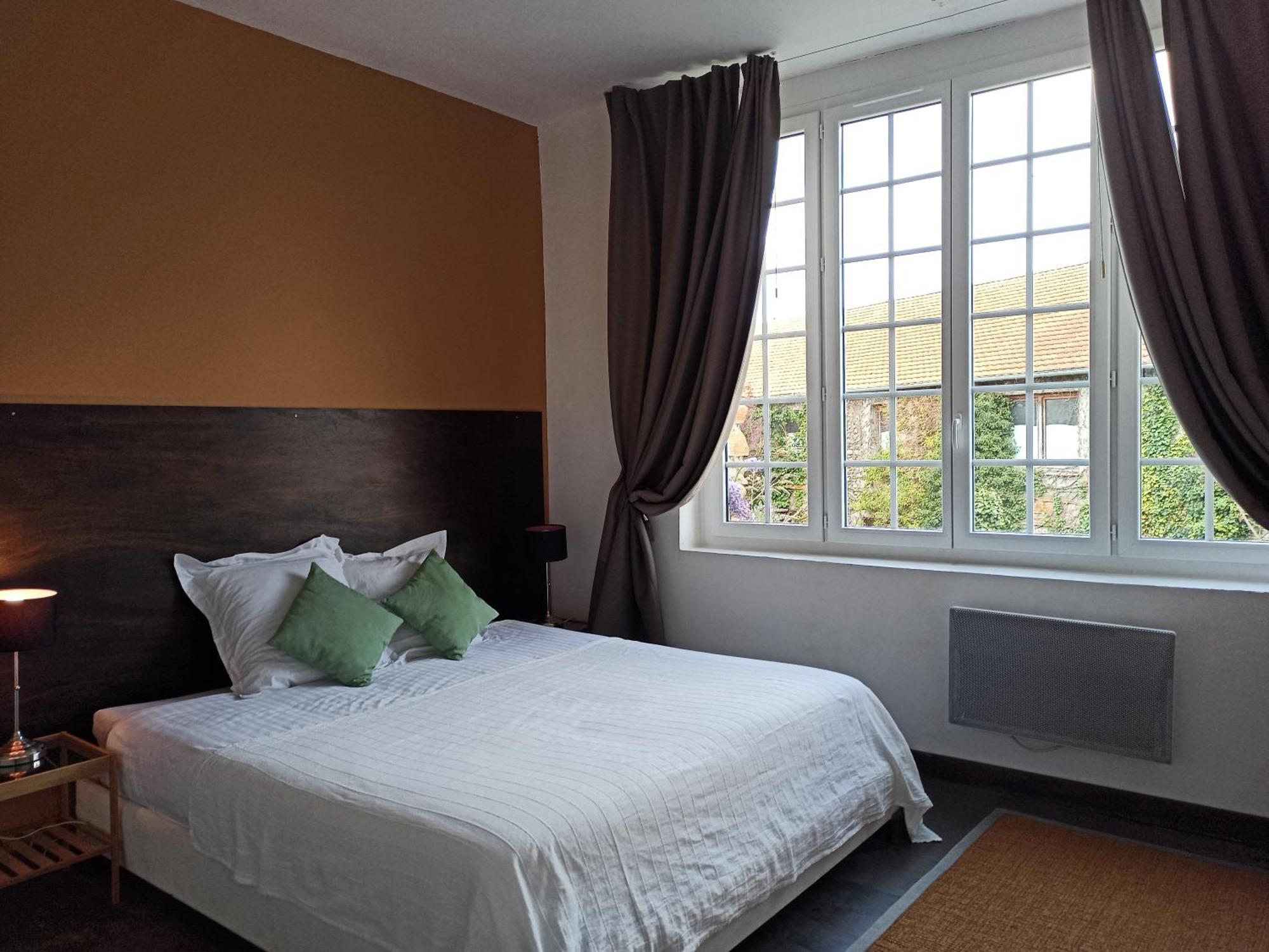 Le Dinanga Bed & Breakfast Léran Eksteriør bilde